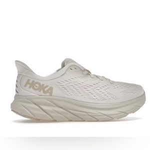 HOKA Clifton 8 Sneakers in Eggnog / Shifting Sand